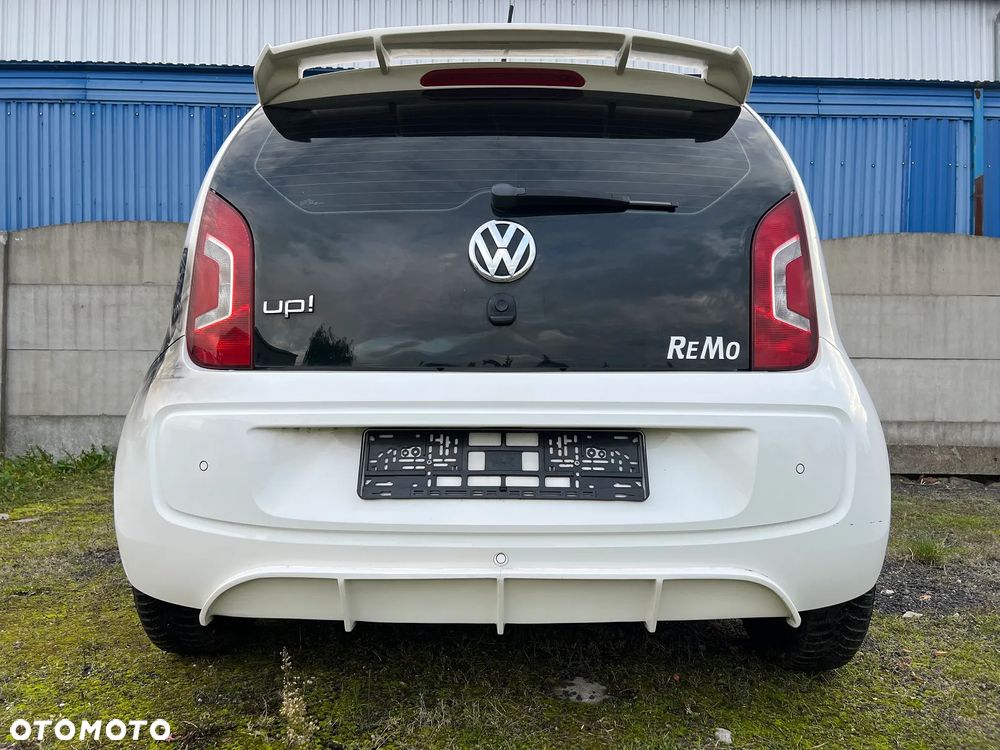 Volkswagen up! (BlueMotion Technology) move - 7