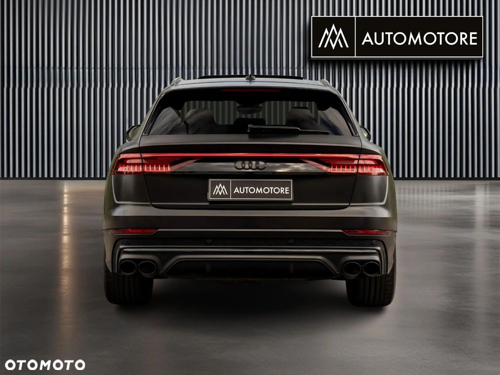 Audi SQ8 - 9