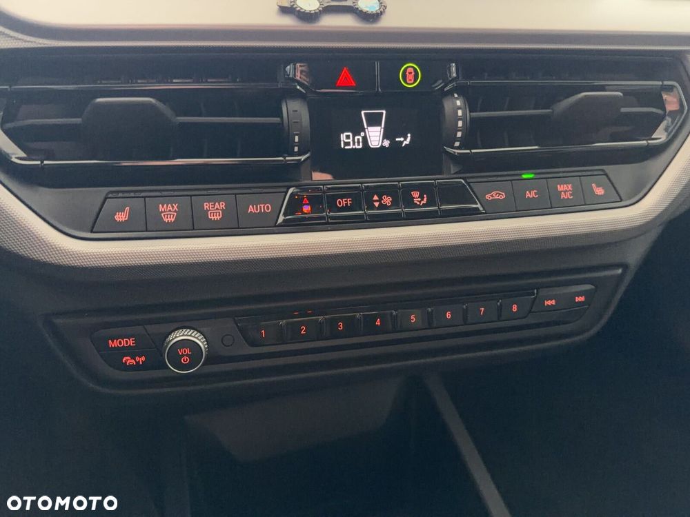 BMW Seria 1 - 26