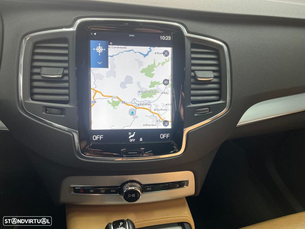 Volvo XC 90 2.0 D4 Momentum - 17