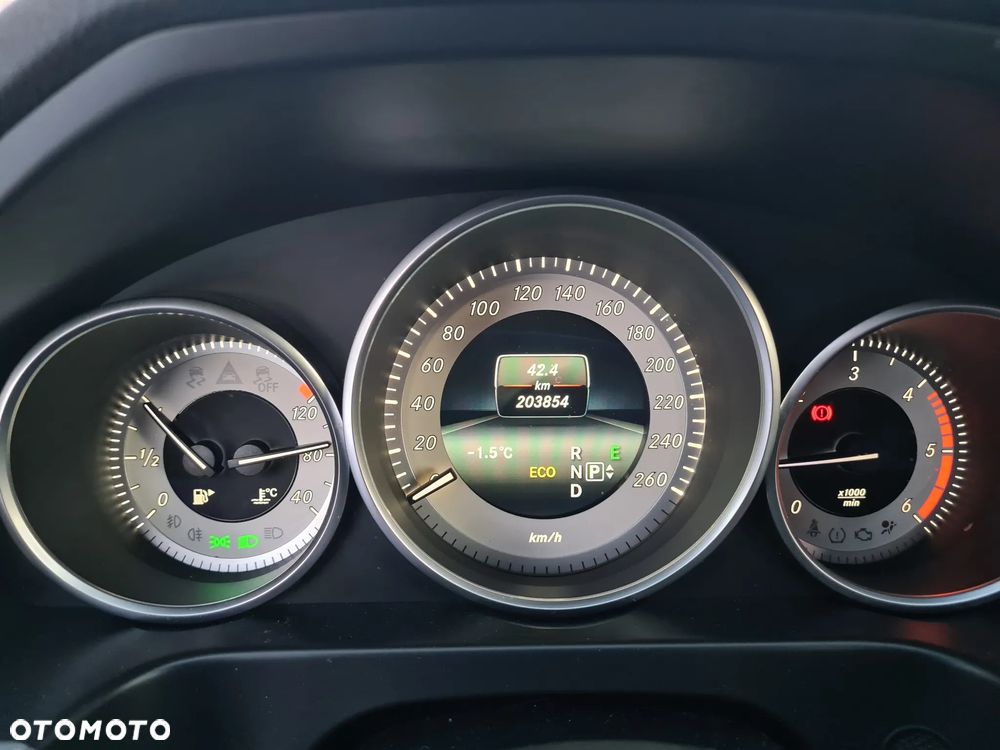Mercedes-Benz Klasa E 220 BlueTEC 7G-TRONIC Avantgarde - 21