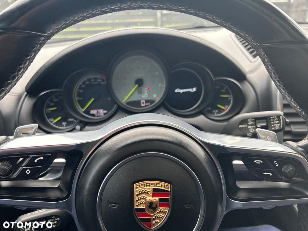 Porsche Cayenne S E-Hybrid - 26