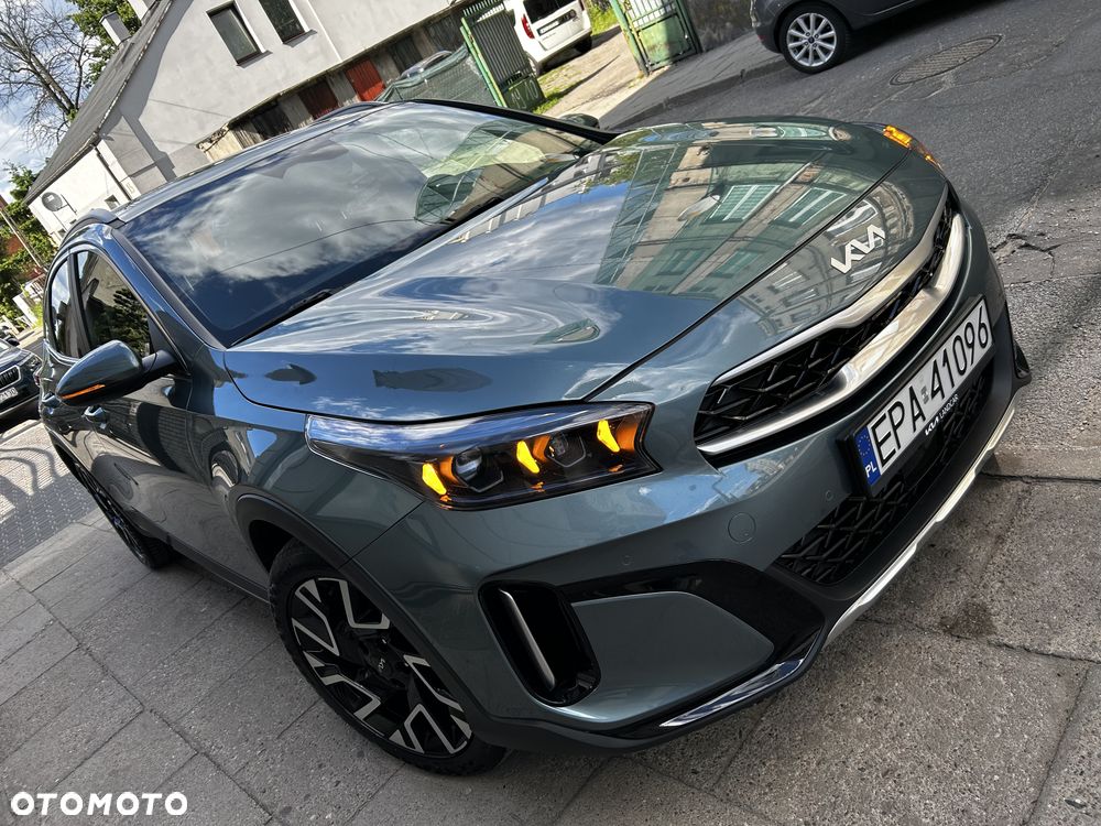 Kia XCeed 1.5 T-GDI Business Line DCT - 1