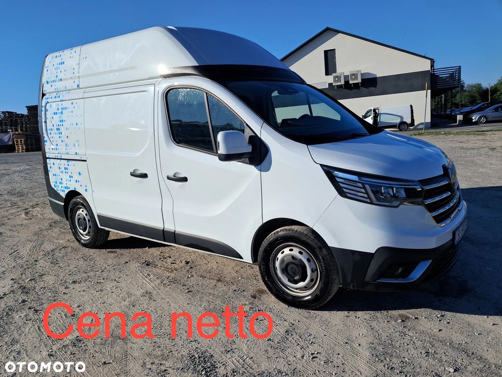 Renault Trafic - 2
