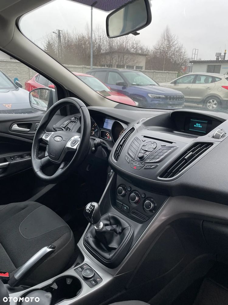 Ford Kuga 2.0 TDCi 4x4 Trend - 14