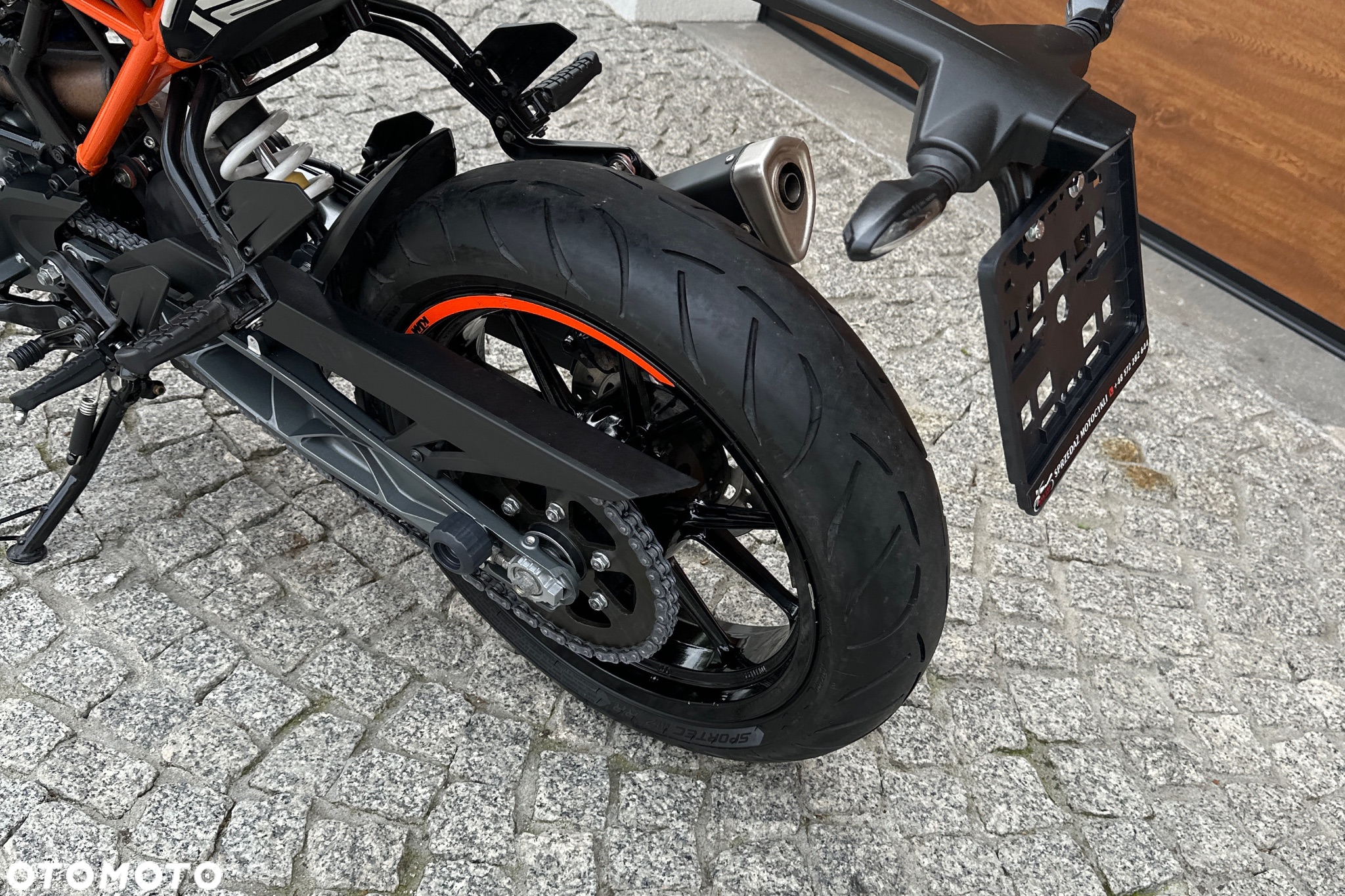 KTM Duke - 18