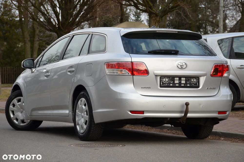 Toyota Avensis 1.8 Edition - 6