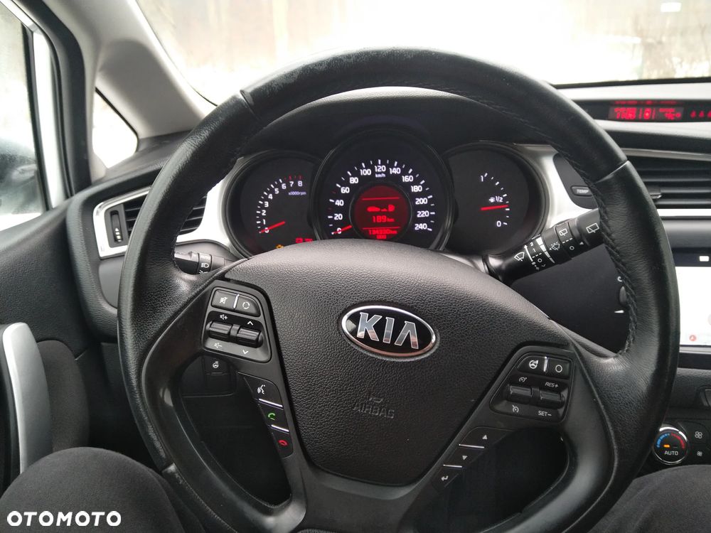 Kia Ceed 1.6 GDI Smart Plus - 8