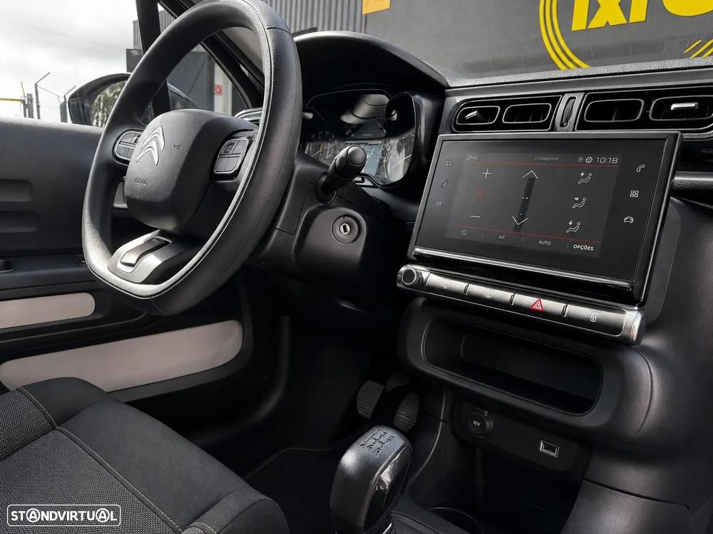 Citroën C3 1.2 PureTech Shine - 9