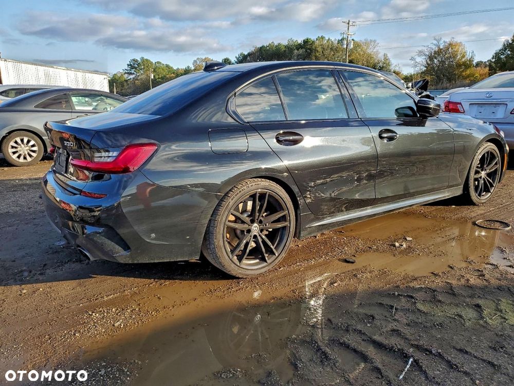 BMW Seria 3 330i Edition Luxury Line Purity - 3