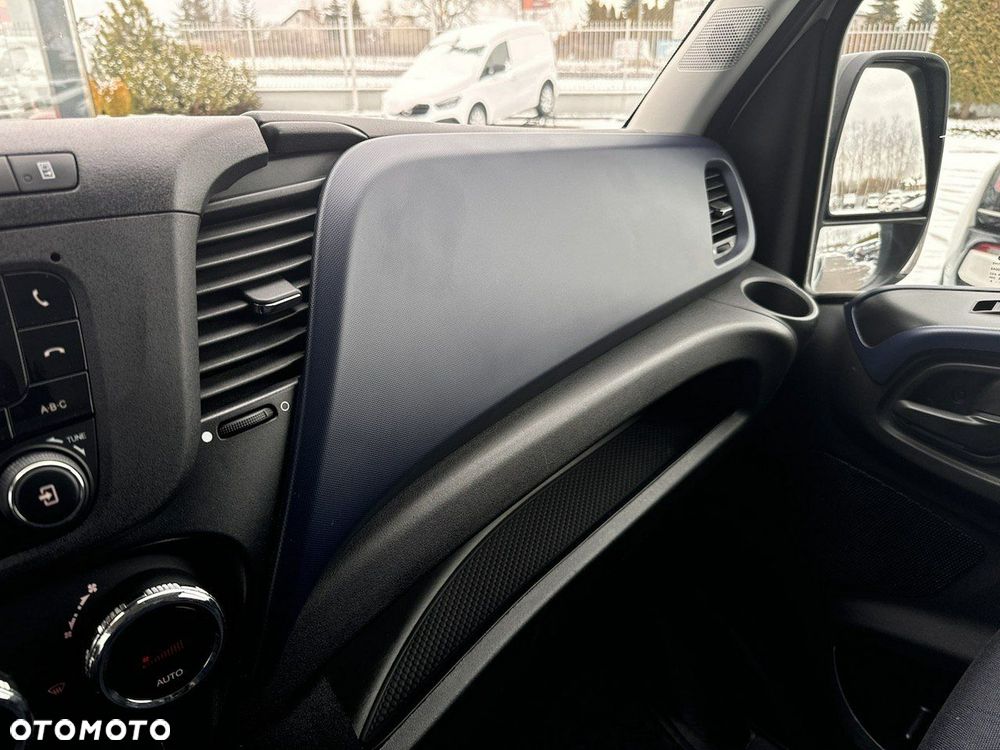 Iveco Daily 35S12 - 16
