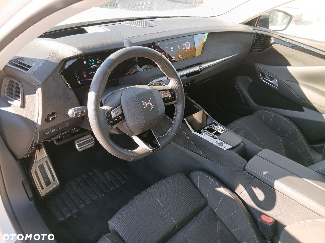 DS Automobiles DS 4 - 12