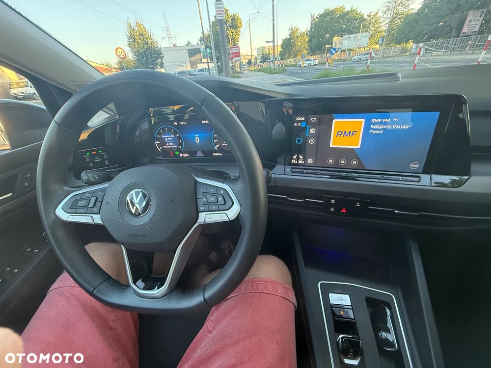Volkswagen Golf 1.5 eTSI EVO Style DSG - 30