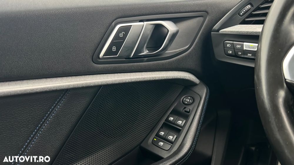 BMW Seria 2 218i AT - 18