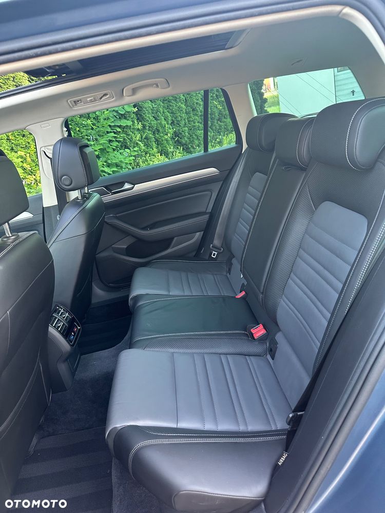Volkswagen Passat 2.0 TDI SCR 4Mot DSG Highline - 14