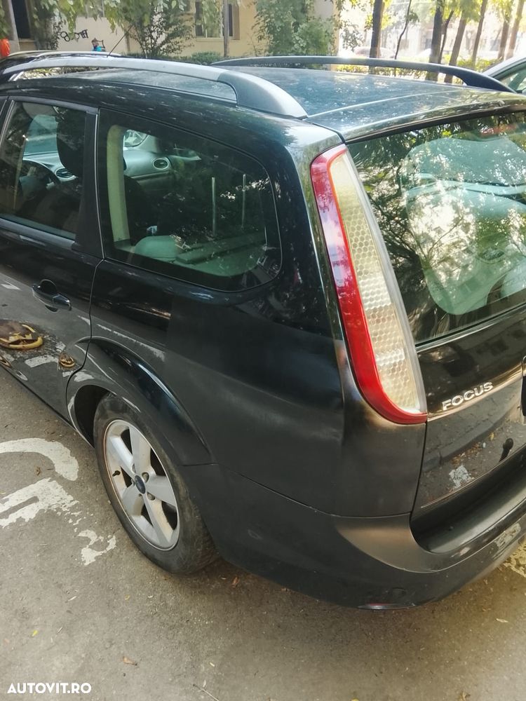 Ford Focus - 7