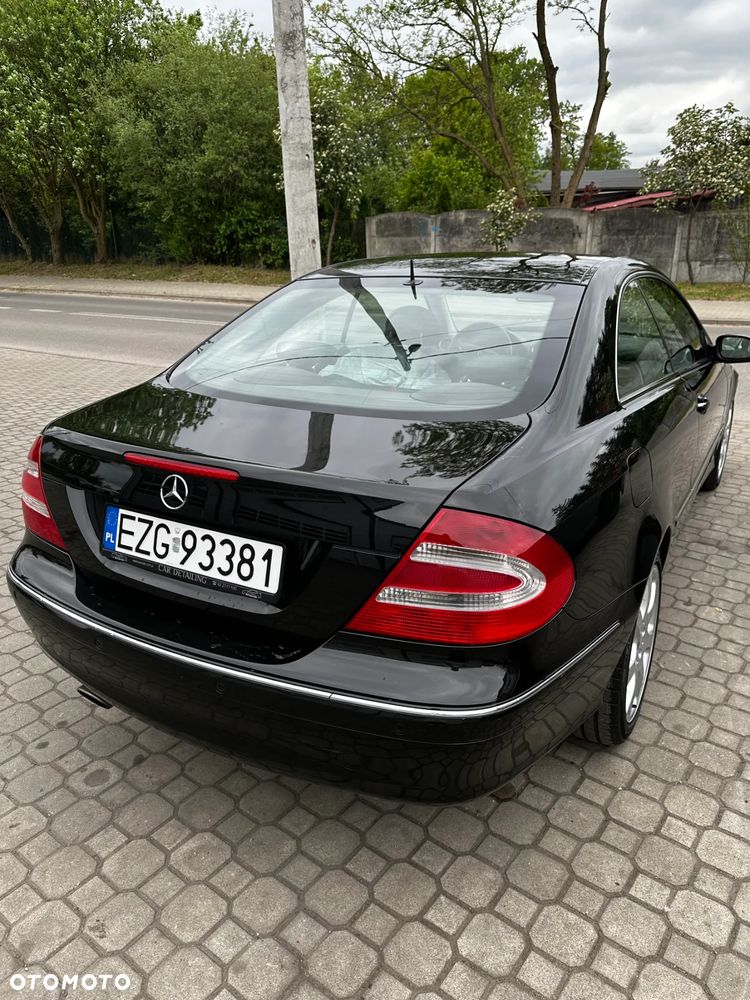 Mercedes-Benz CLK - 6