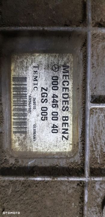 Mercedes 814 Sterownik Silnika A9044460840 - 3