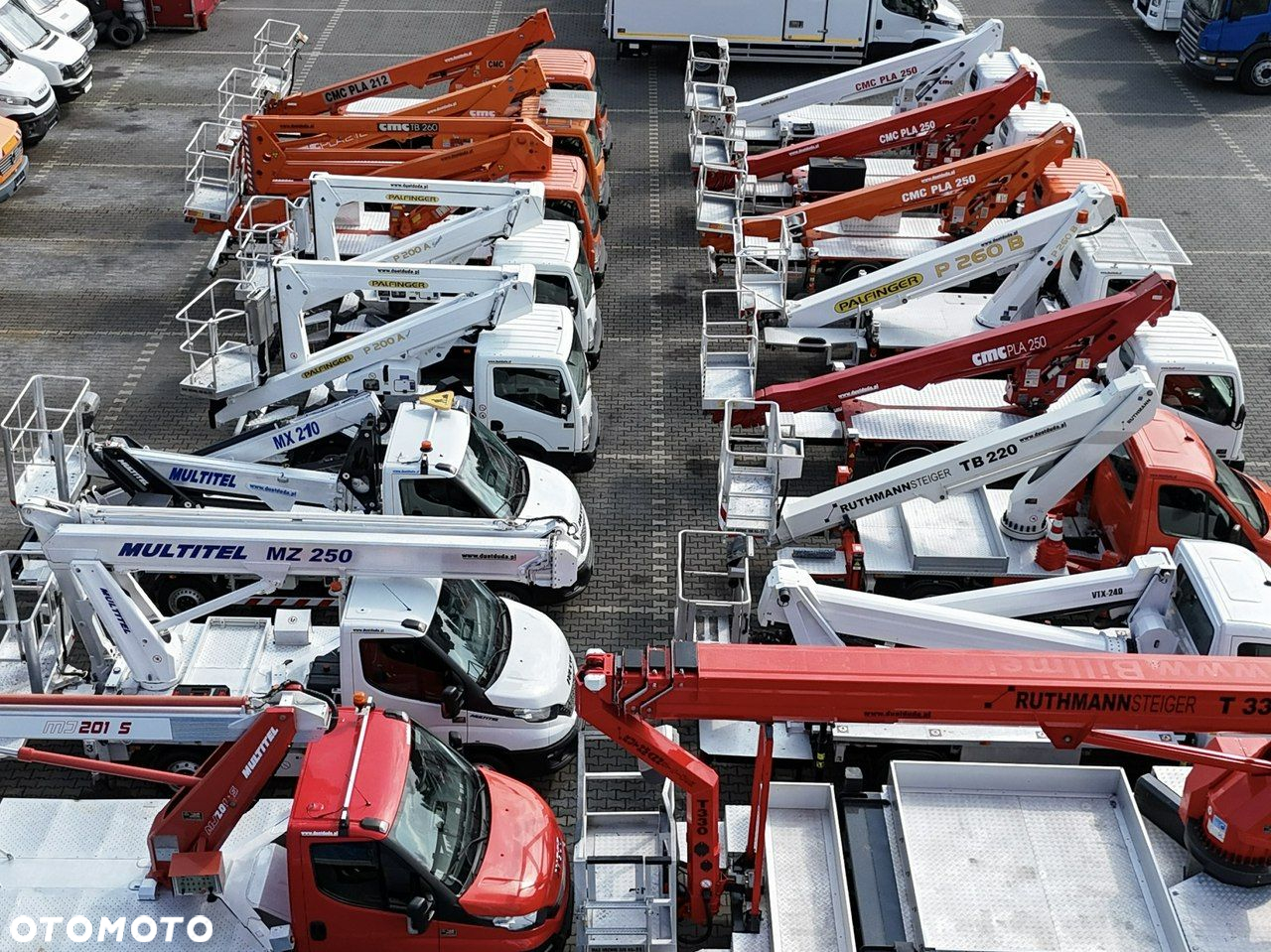 Nissan Zwyżka Podnośnik Koszowy 4X4 CABSTAR MAXITY SPRINTER - 10