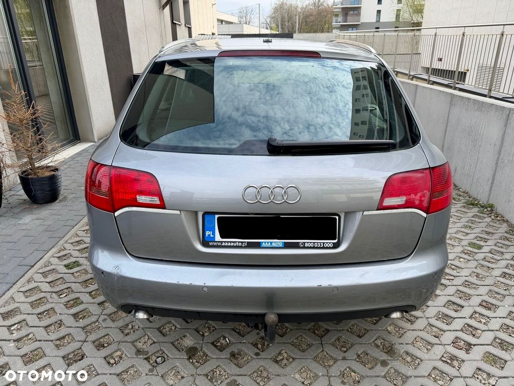 Audi A6 Avant - 4