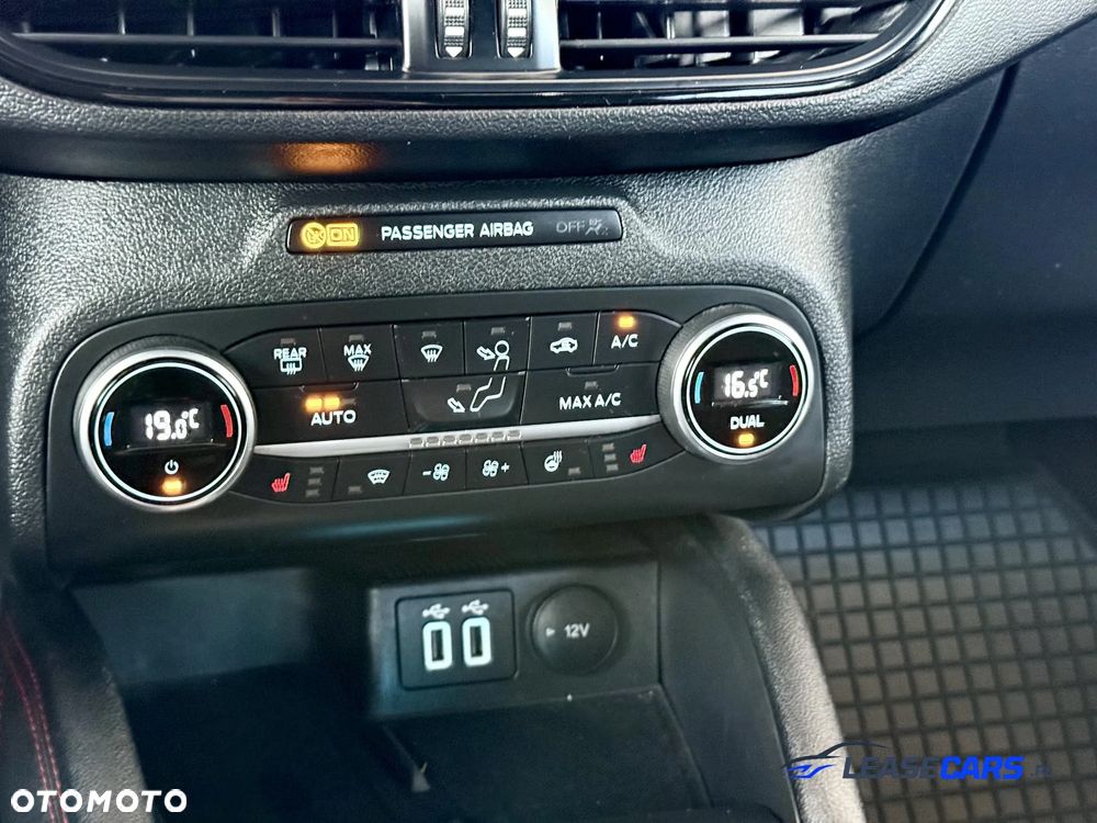 Ford Focus 1.5 EcoBoost STart-Stopp-System ST-LINE - 23