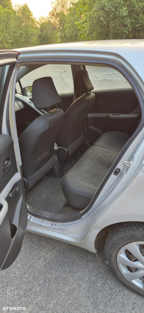 Toyota Yaris 1.33 Luna - 14