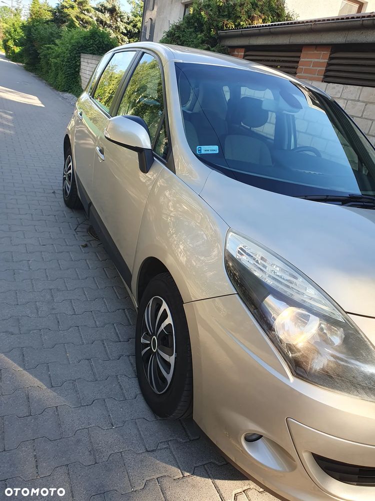 Renault Scenic - 2