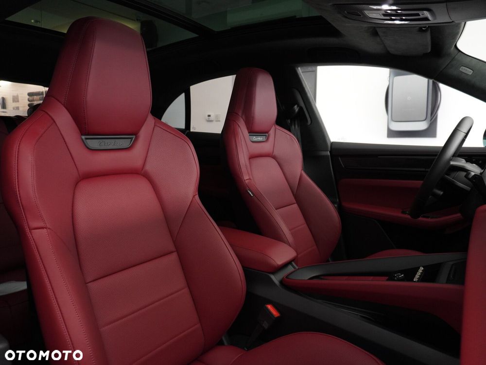 Porsche Macan Turbo 100kWh - 34