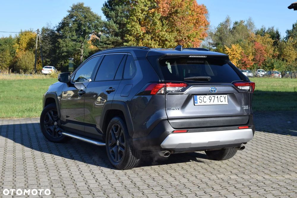 Toyota RAV4 - 12