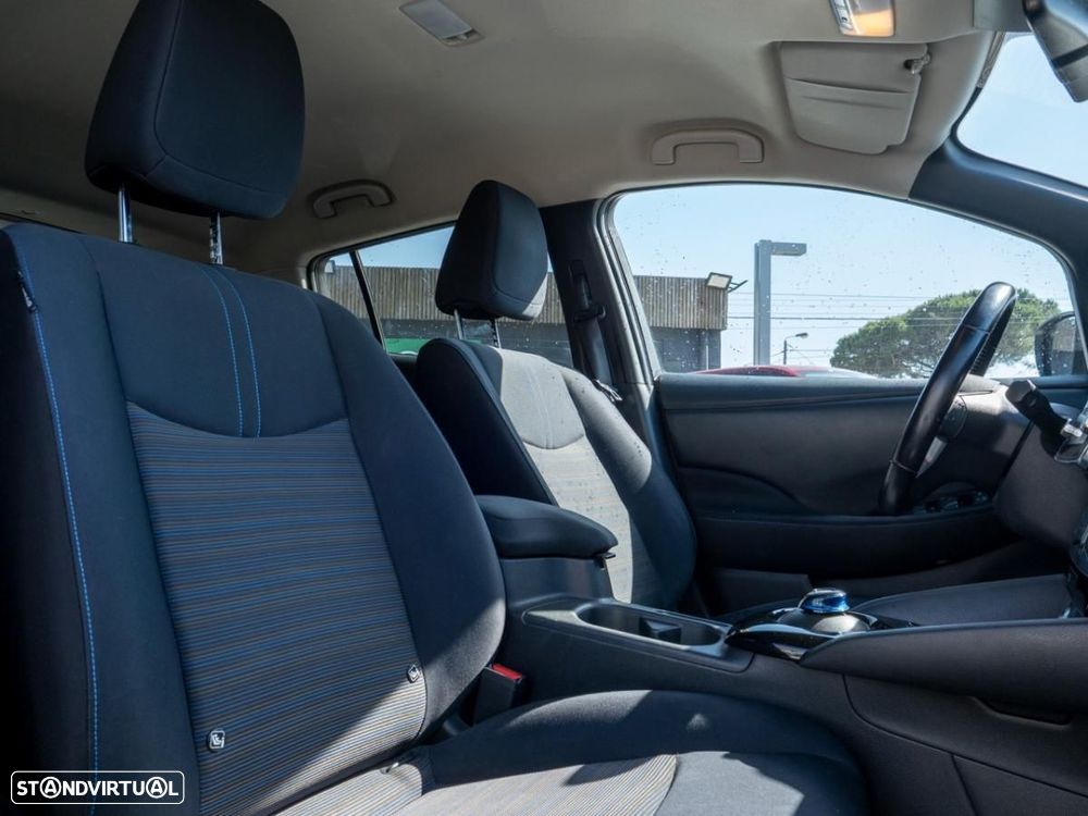 Nissan Leaf 40 kWh N-Connecta - 19