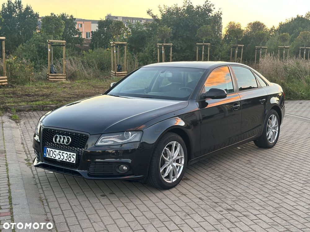 Audi A4 - 1