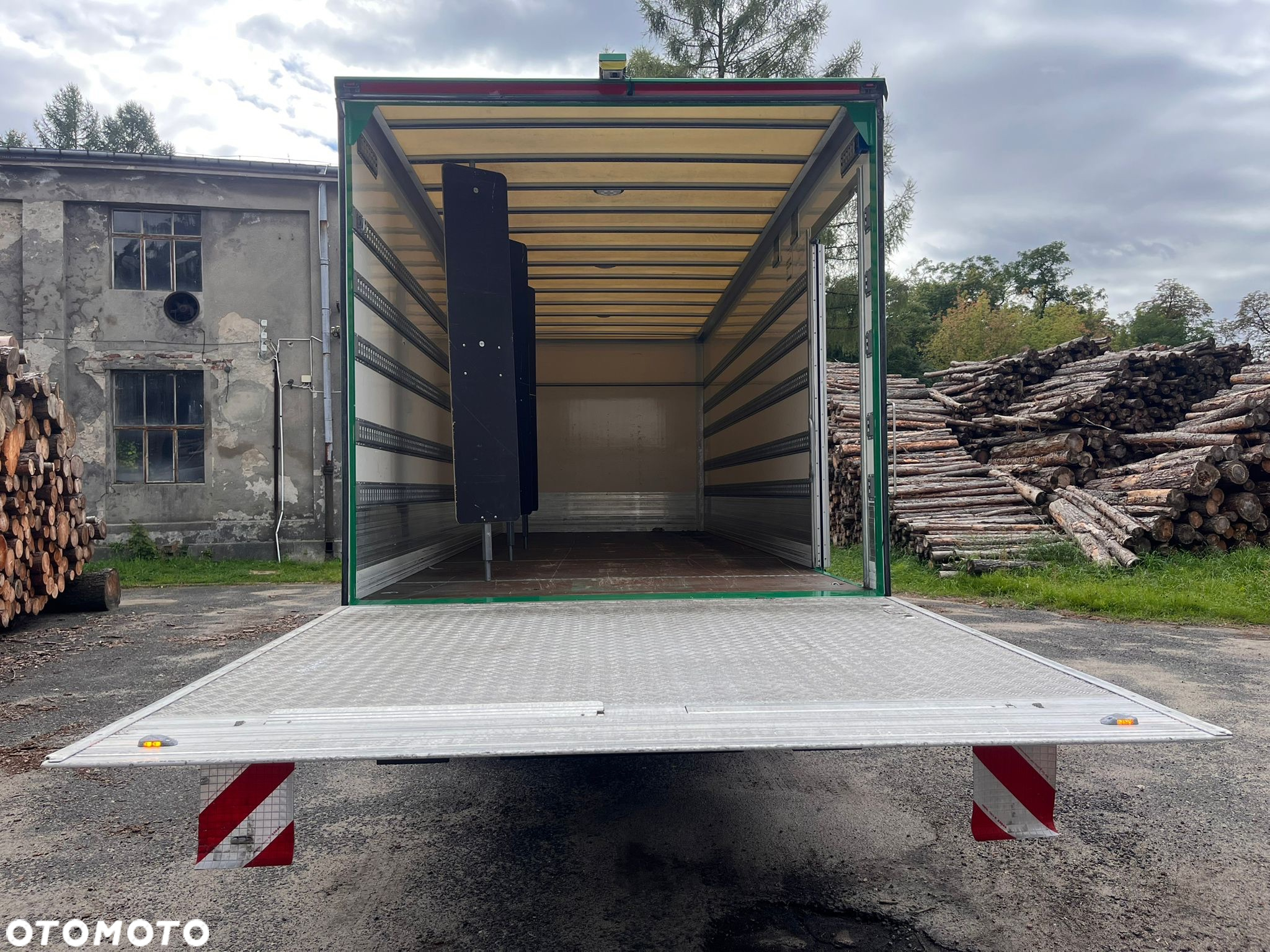 Mercedes-Benz ATEGO 1524L KONTENER 7.30 m | EURO-6 - 5