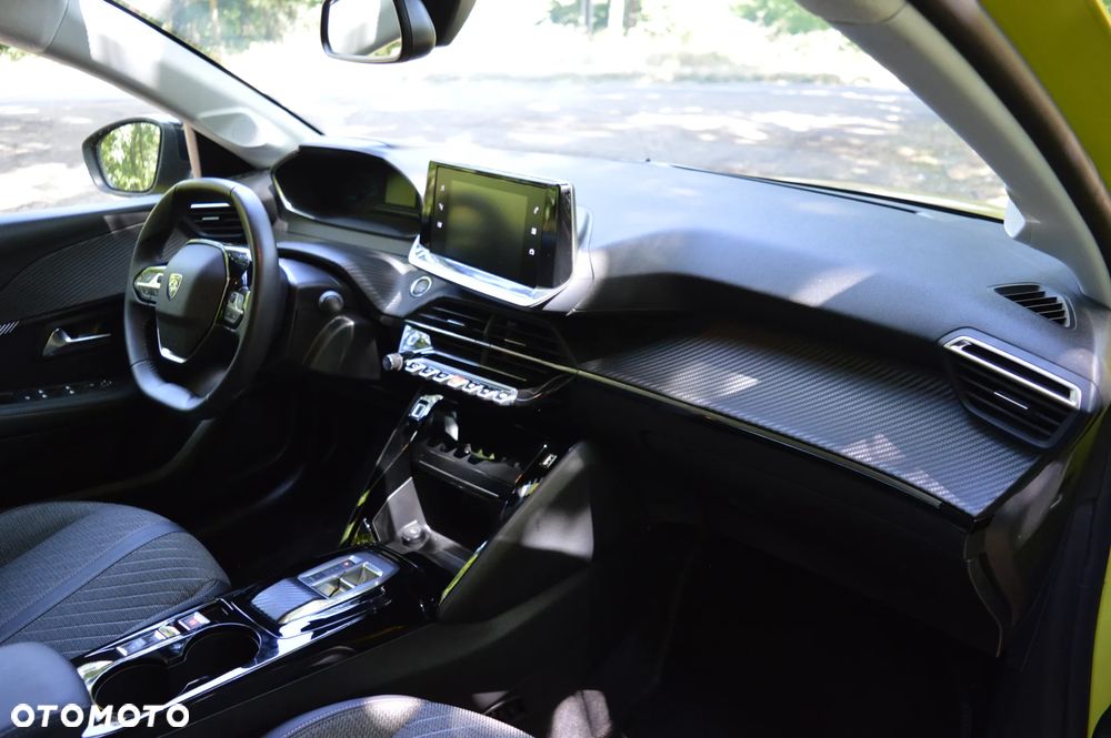 Peugeot 208 e-208 50kWh Allure - 7