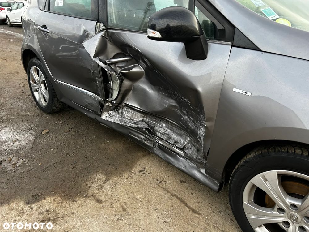 Renault Scenic Energy dCi 130 S&S Bose Edition - 7