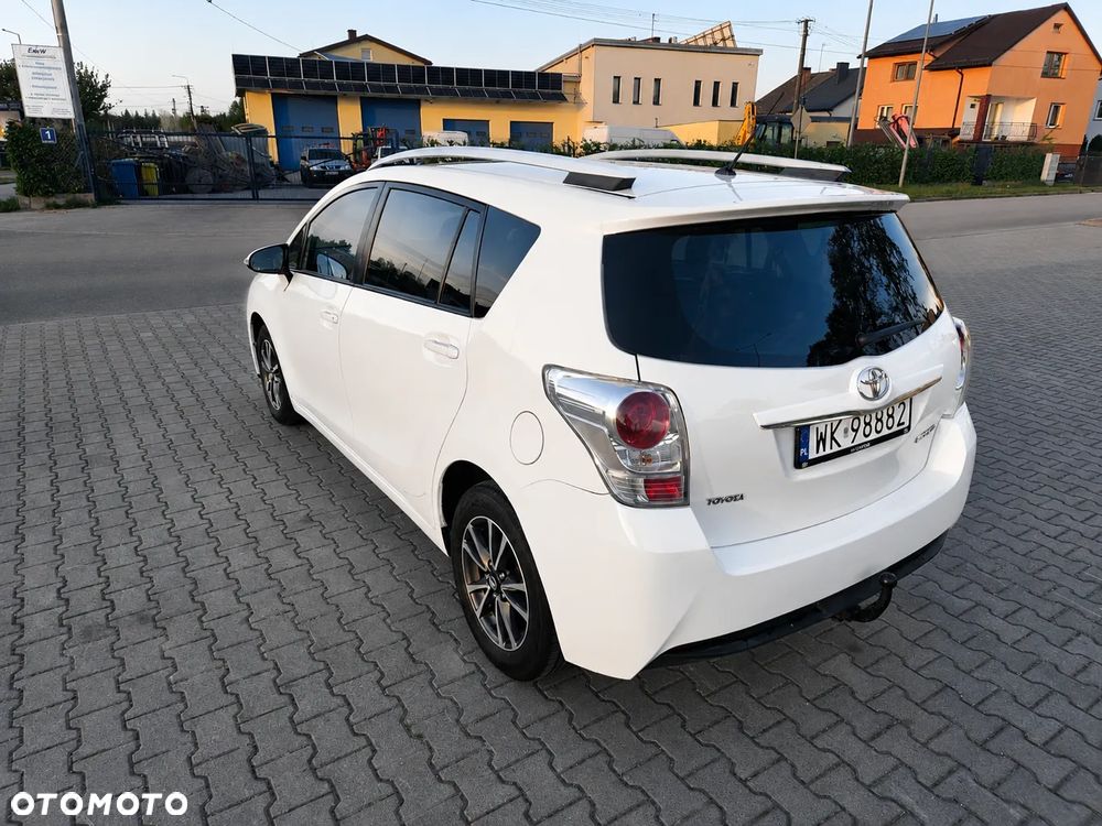 Toyota Verso 1.6 D-4D Premium 7os EU6 - 3