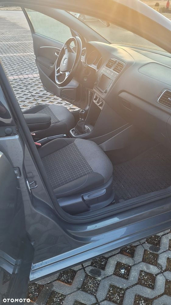 Volkswagen Polo 1.2 TSI (Blue Motion Technology) Comfortline - 19