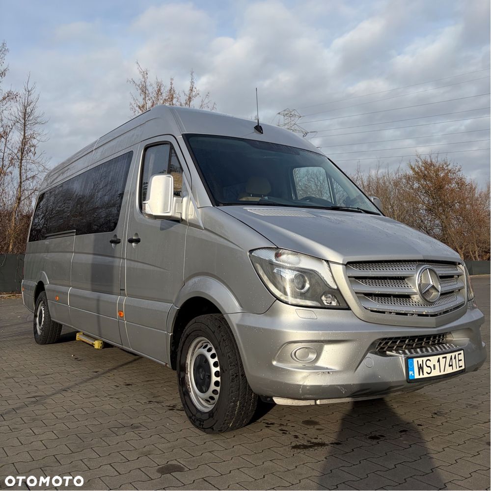 Mercedes-Benz Sprinter - 12