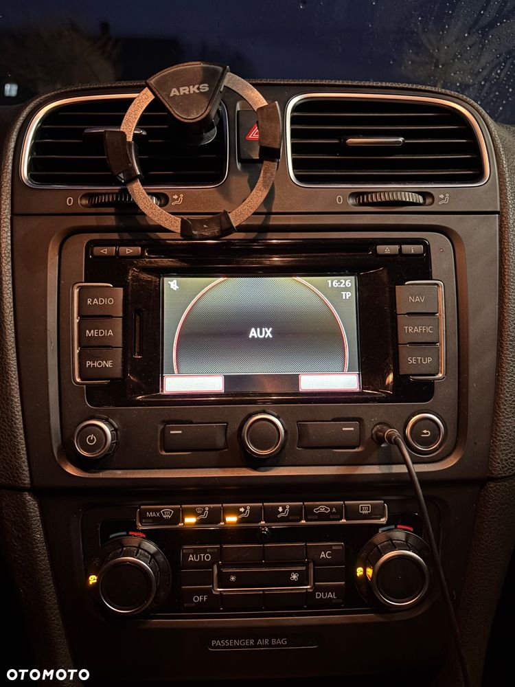 Volkswagen Golf 1.6 TDI BlueMot Comfortline - 9