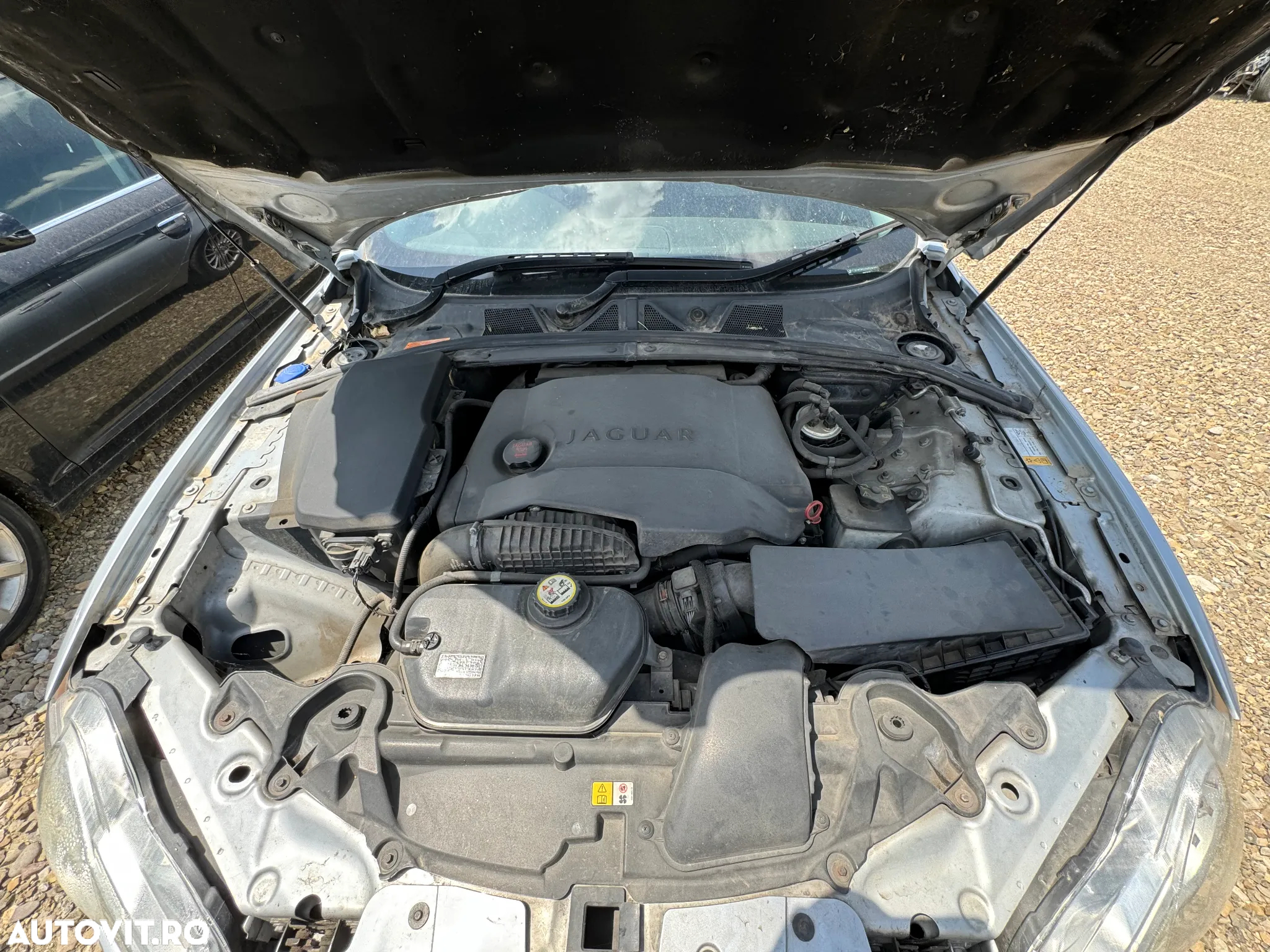 Dezmembram Jaguar XF 2009 2.7 d - 10