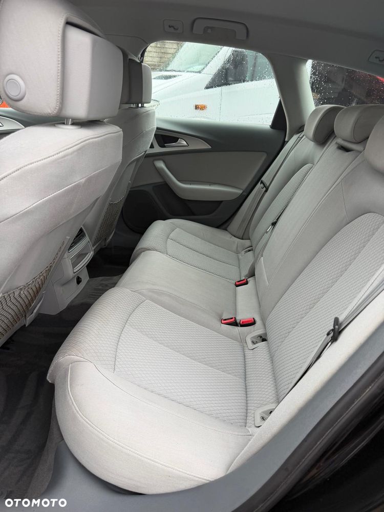 Audi A6 Avant - 11