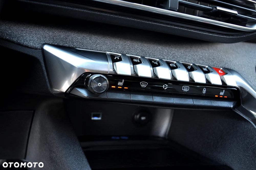 Peugeot 3008 BlueHDi 130 Stop & Start Allure - 31