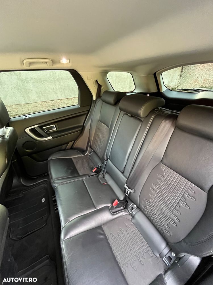 Land Rover Discovery 2.0 L TD4 HSE - 8