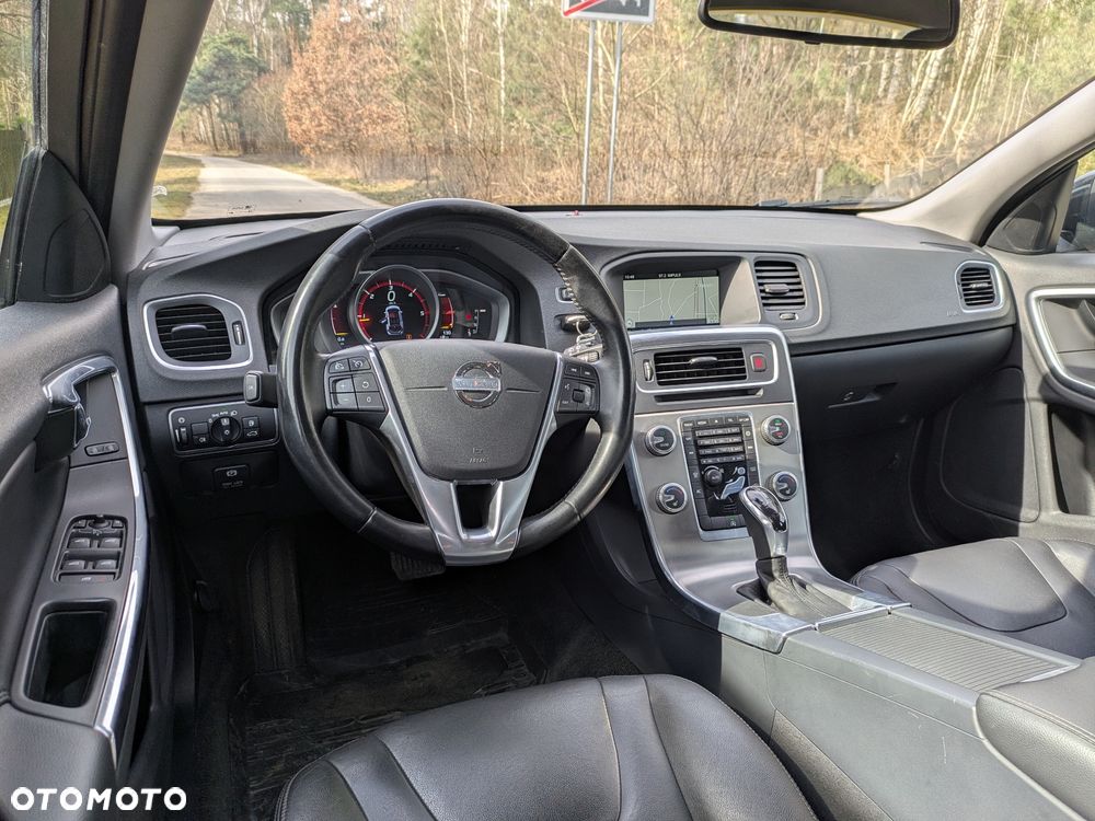Volvo V60 D4 Drive-E Summum - 14