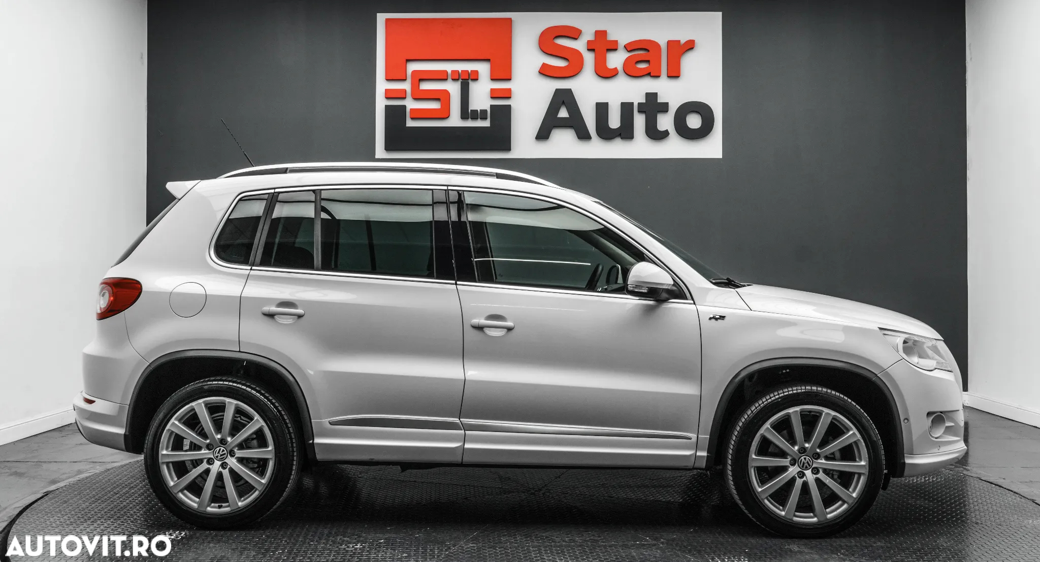 Volkswagen Tiguan - 10