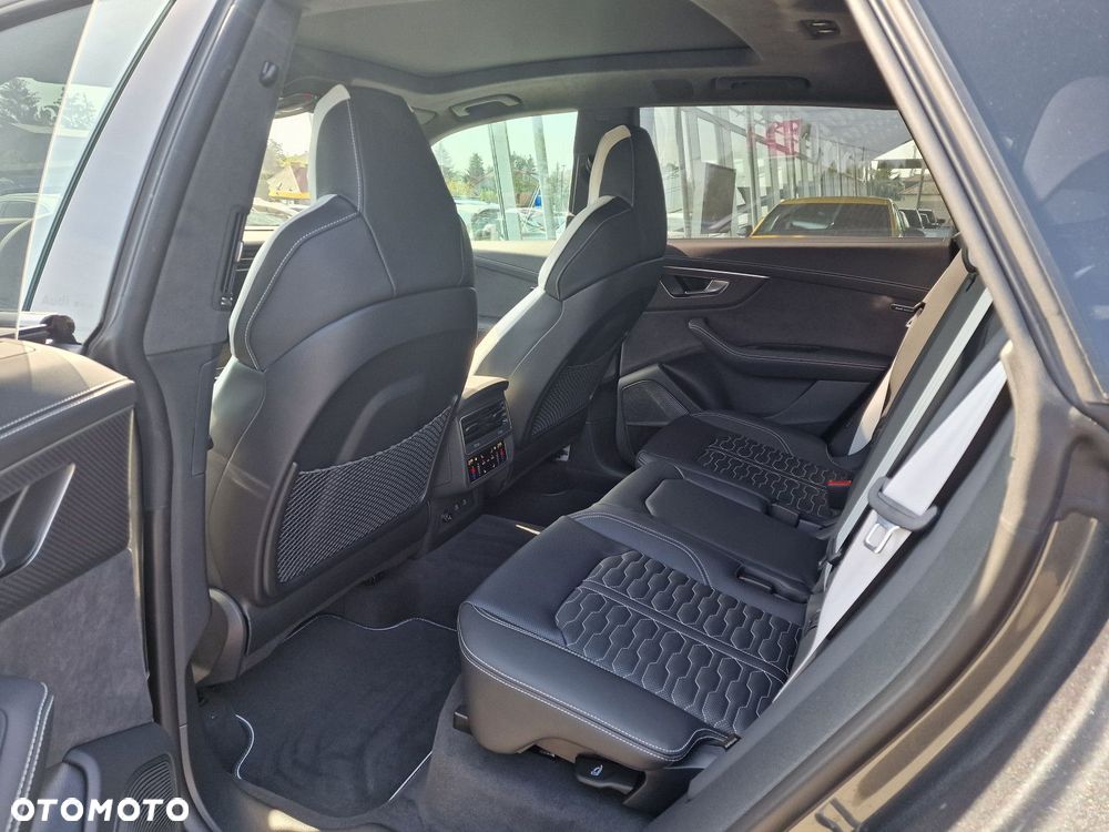Audi RS Q8 - 20