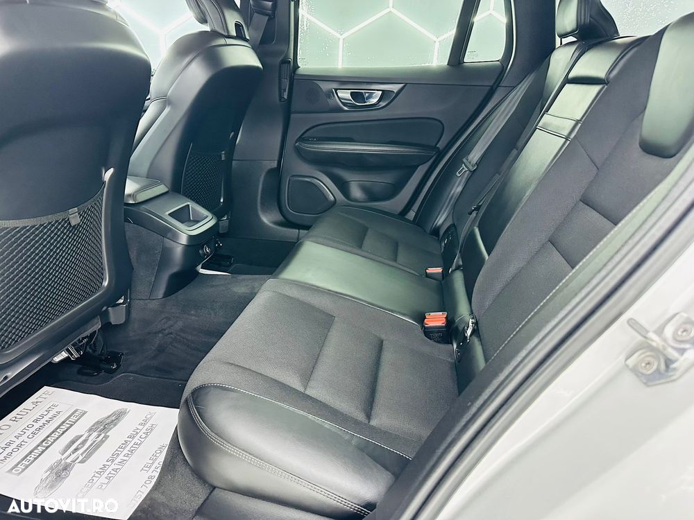 Volvo V60 D4 Momentum Pro - 15