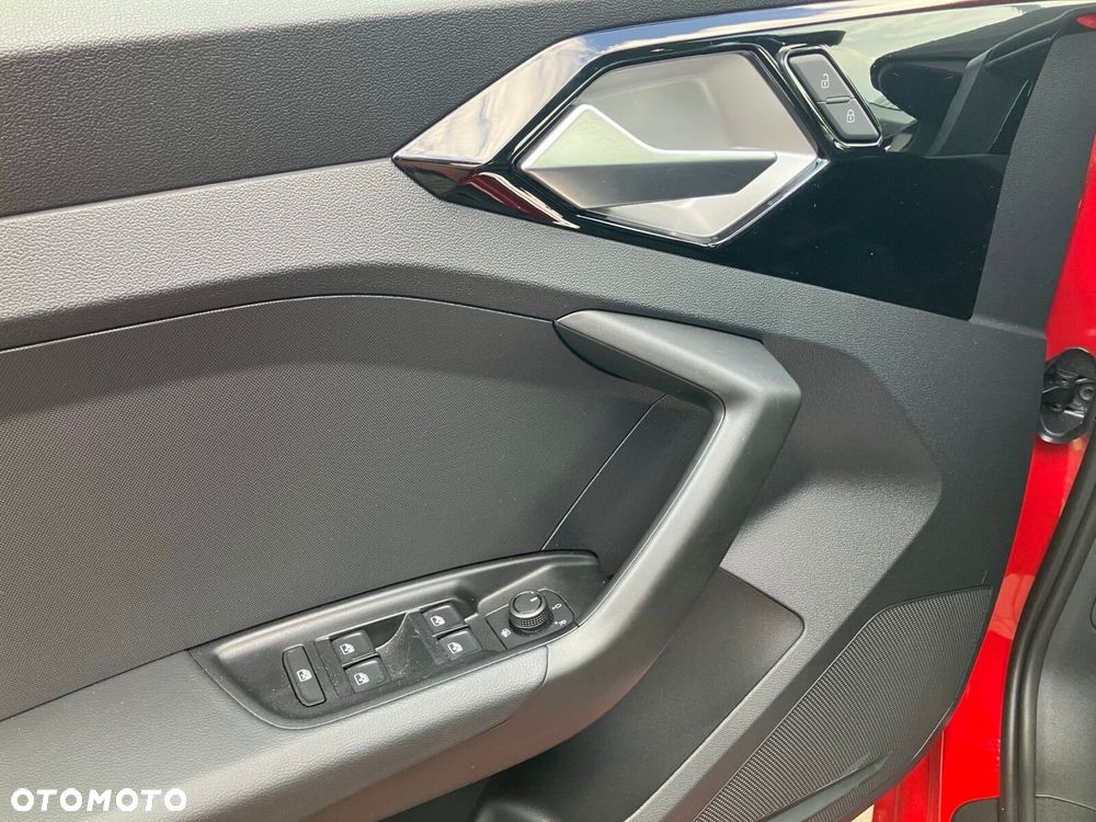 Audi A1 Sportback 35 TFSI Advanced S tronic - 12