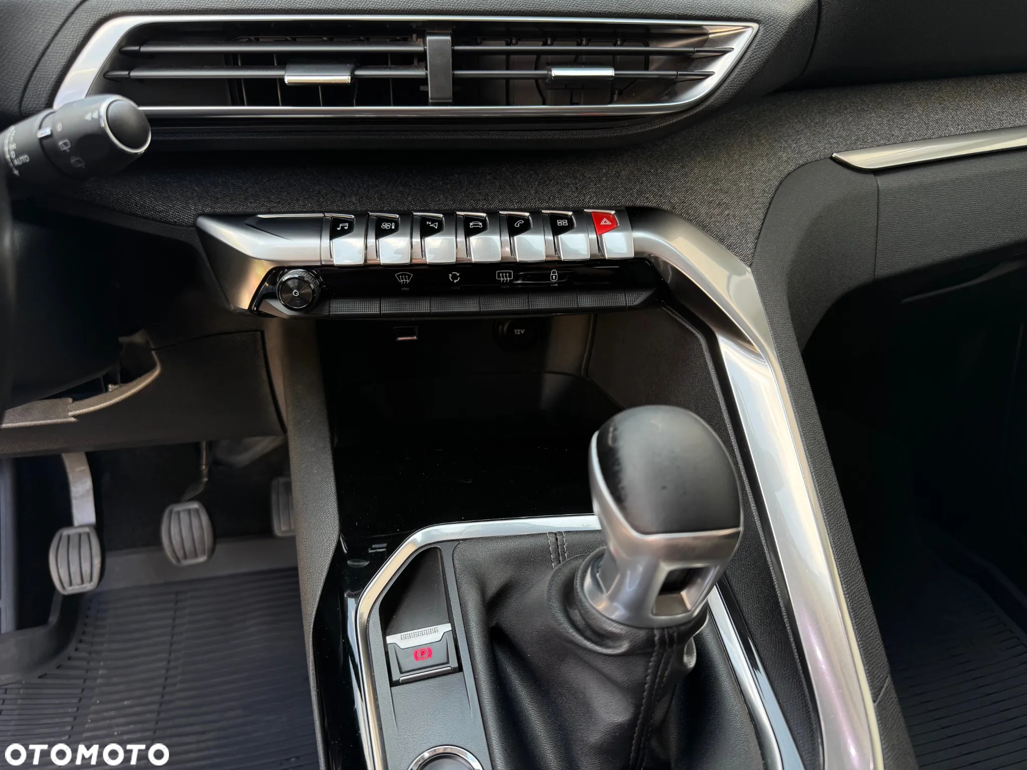 Peugeot 5008 - 15