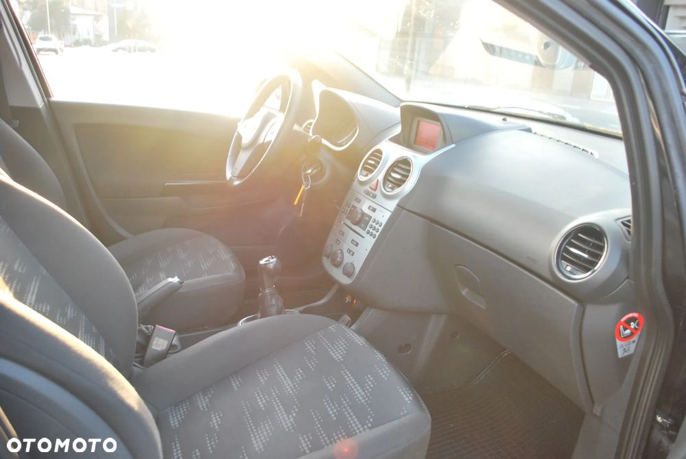 Opel Corsa - 10
