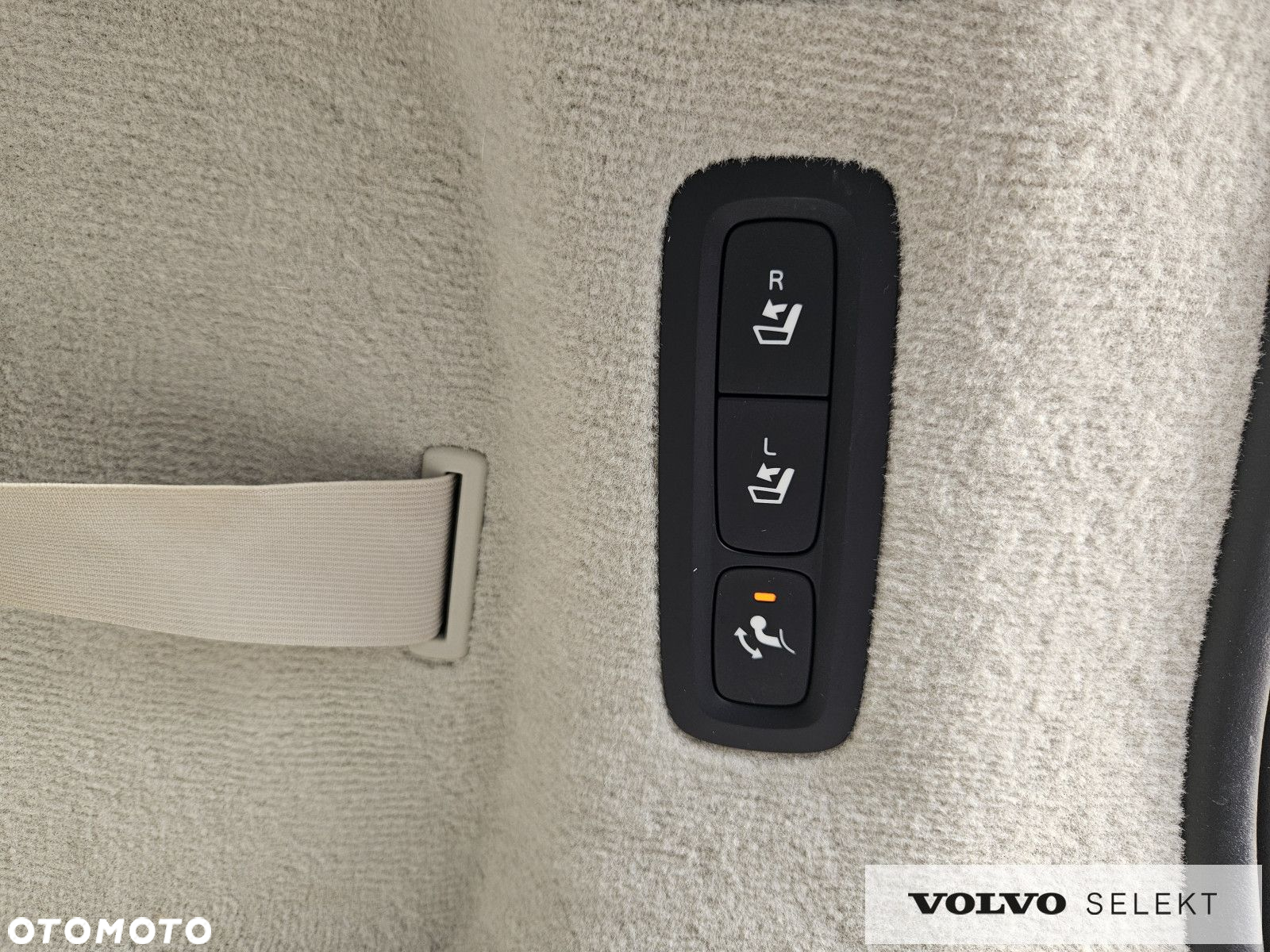 Volvo V90 Cross Country - 39